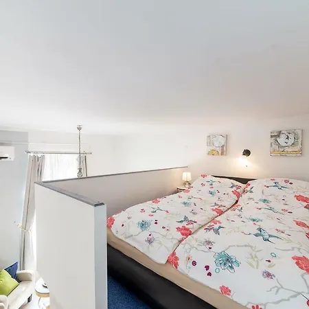 Kiraly City Center Apartment